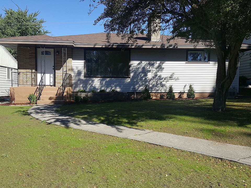 1st image of 3204 W Hoffman Ave