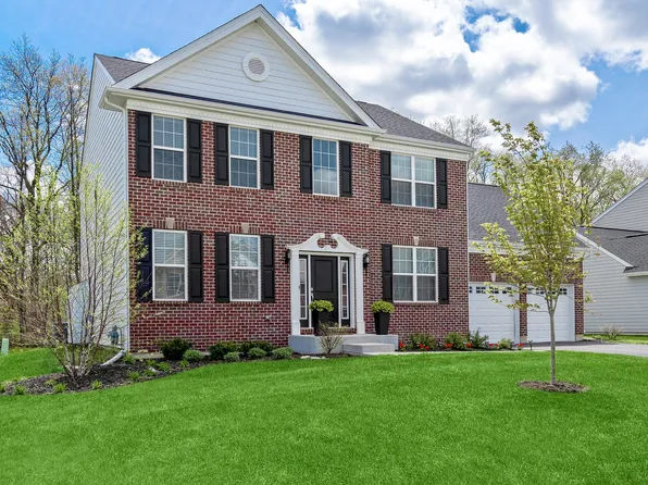 3667 Thornhill Dr, Elgin, IL 60124