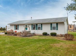 9940 N Newbry Wash Rd, Piqua, OH 45356