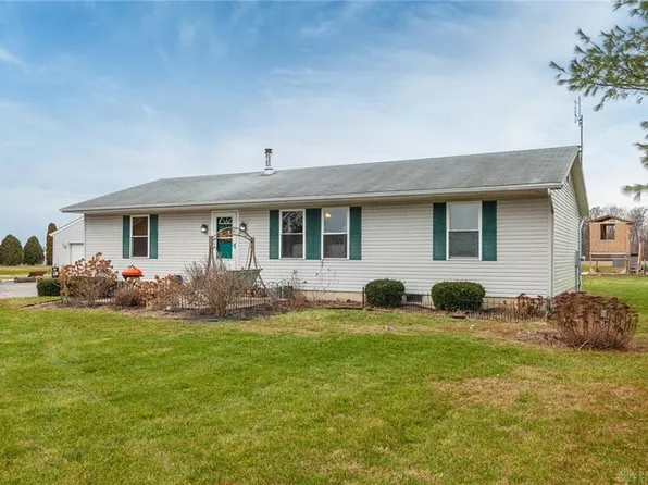 9940 N Newbry Wash Rd, Piqua, OH 45356