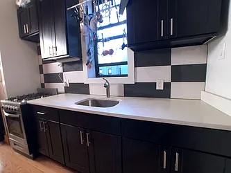Rented by Rennit Inc.