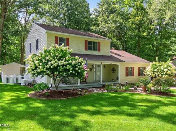 5966 Curry Rd Extension, Schenectady, NY 12303