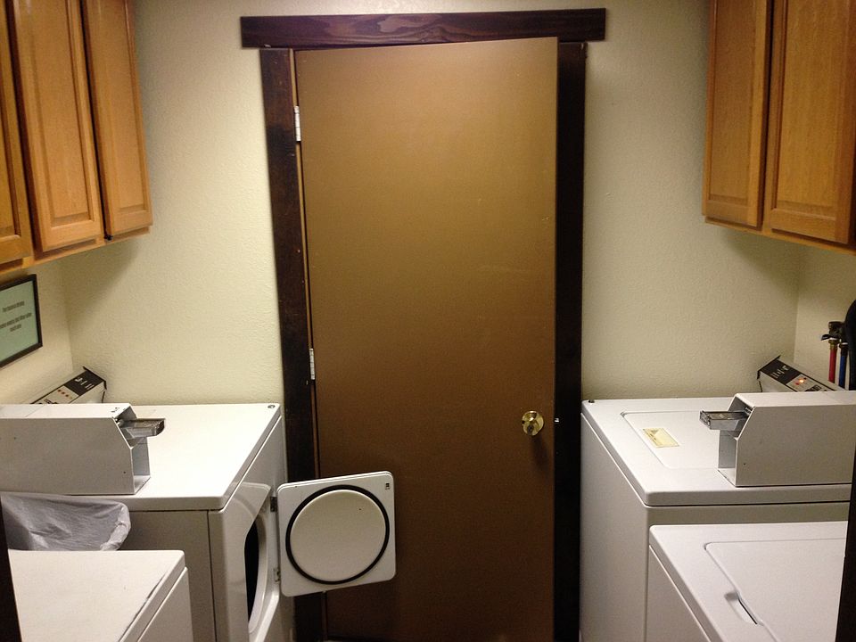 1st image of 404 Kit Blvd #2