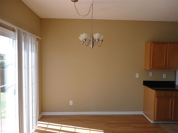 5th image of 109 Eagleston Ln