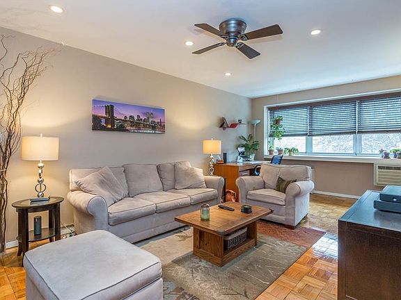 4th image of 33 Barker Ave APT 3E