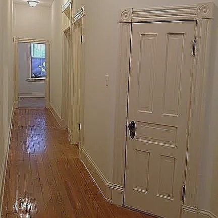 3rd image of 804 W Clay St