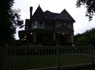 748 17th Ave E, Seattle, WA 98112