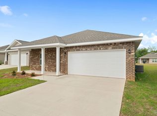 1653 Slate Dr, Cantonment, FL 32533