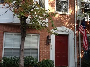 208 Martin La, Alexandria, VA 22304