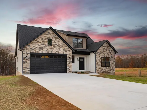 1762 Willow Oak Dr, Forest, VA 24551