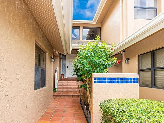 2nd image of 5278 Heron Way #202-1