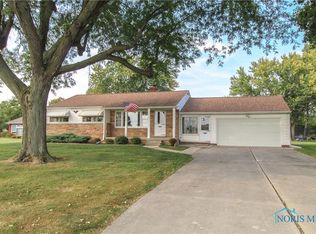 5633 Starr Ave, Oregon, OH 43616