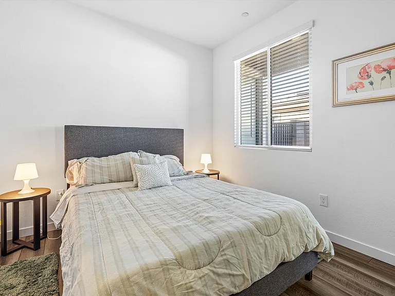 9446 Sequoia Ridge Ave — Photo 18