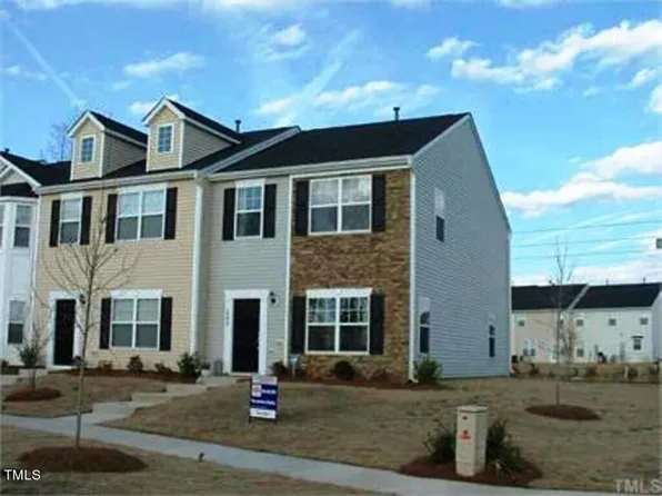 243 Hampshire Downs Dr, Morrisville, NC 27560