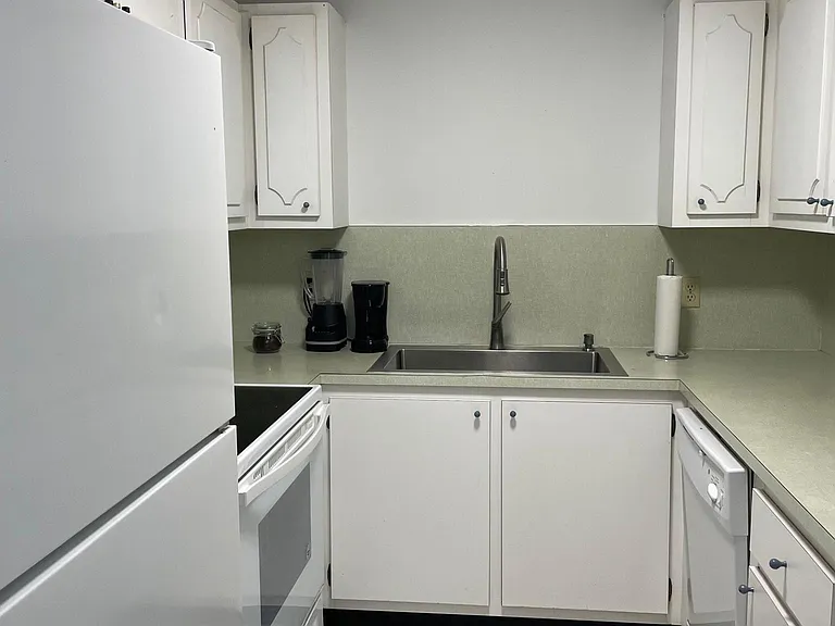 6361 N Falls Circle Dr #409 — Photo 3