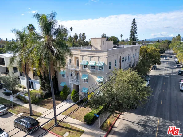 859 N June St, Los Angeles, CA 90038