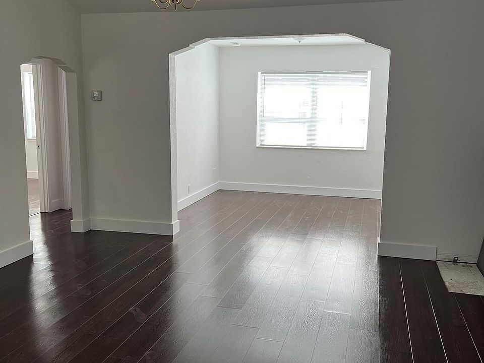 1st image of 1820 Dewey St APT 1