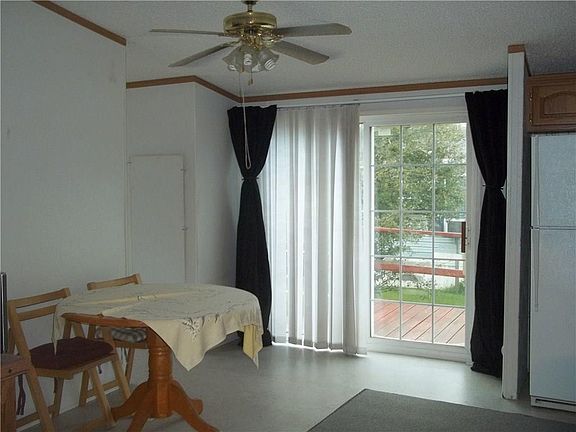 3rd image of 11819 Jessica Dr