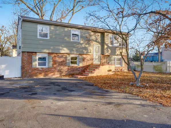 217 Cape May Ave, Bayville, NJ 08721