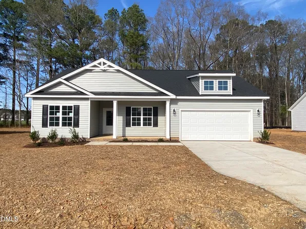 175 Nectar Ln, Bunnlevel, NC 28323