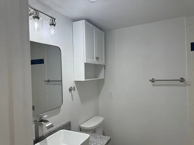 Unit 112 Bathroom