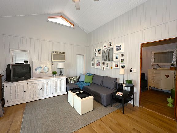 4th image of 67441 Victory Shore Dr #13
