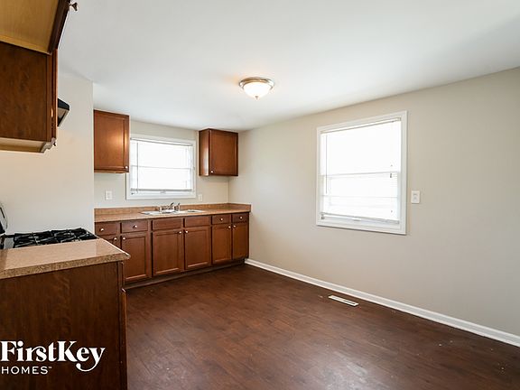 5th image of 103 Adobe Cir
