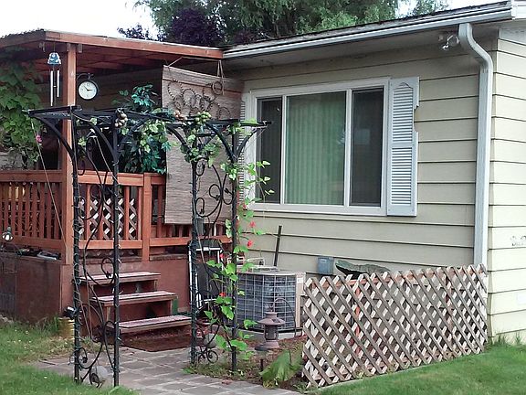 4th image of 5910 117th Avenue Ct E #39