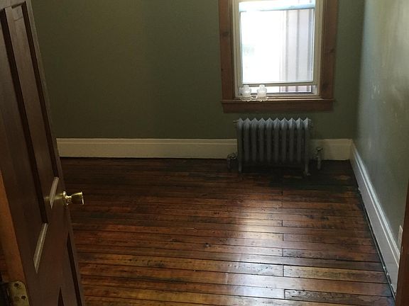 4th image of 285 Pennsylvania St #3