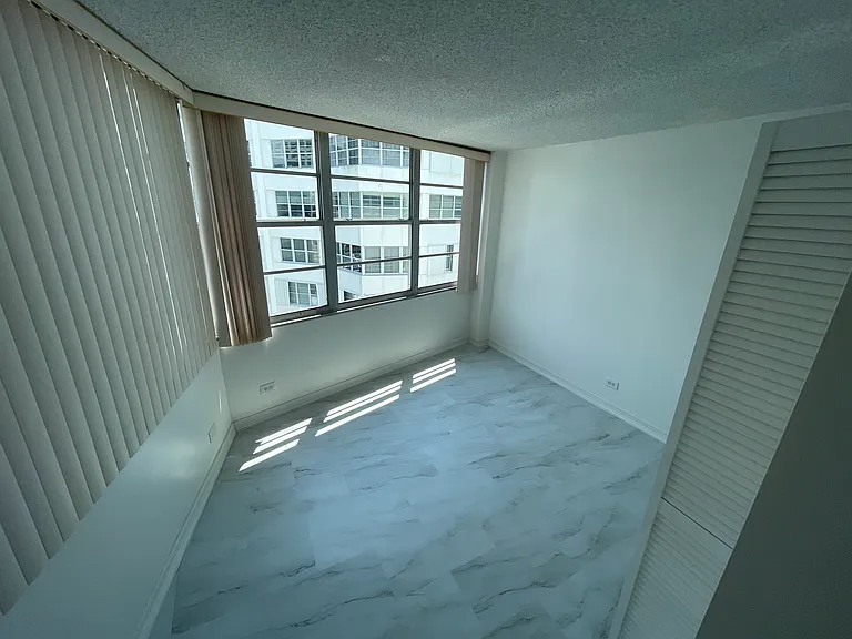 999 Brickell Bay Dr #1805 — Photo 35