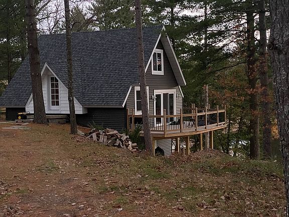 2nd image of 3401 Horseshoe Lake