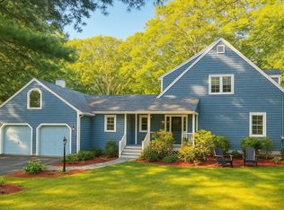 24 Bells Brook Rd, Lakeville, MA 02347