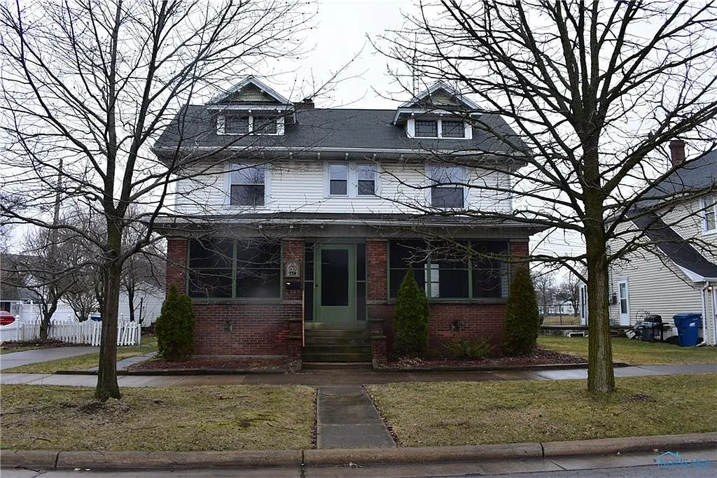 719 Wayne St photo 1