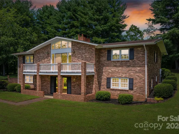 1378 Allie May Ln SW, Lenoir, NC 28645