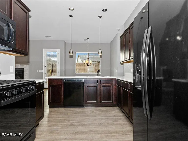 6227 E Bower Ln — Photo 7