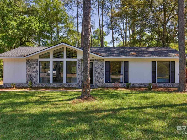 2020 Holleman Dr, Mobile, AL 36618