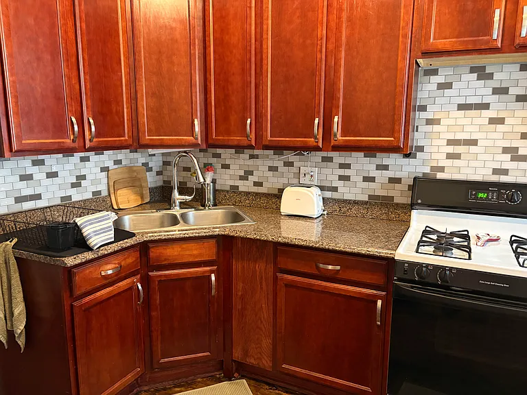 1414 W Thorndale Ave #1 — Photo 16