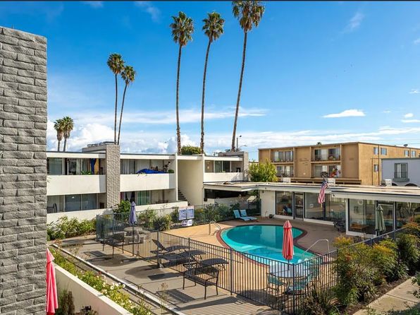 1337 Edgewood Way #37