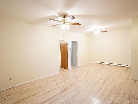 4th image of 733 6th Ave #2S