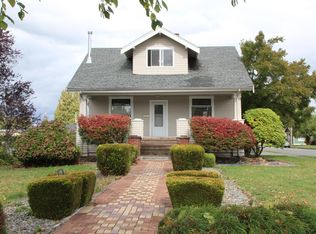 2301 Roosevelt Ave, Enumclaw, WA 98022