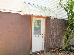 1023 College Ave #B, Morgantown, WV