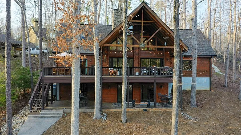 6 bed, 4.5 bath, $7,000 — Photo 3