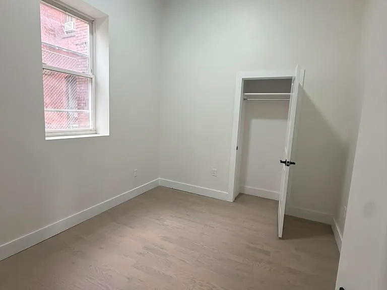 51-53 Lincoln Park #1C — Photo 6