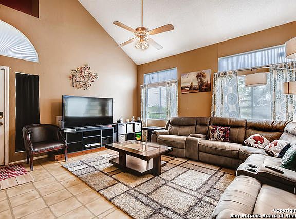 5th image of 3677 Candlehead Ln