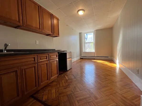 868 Beacon St, Boston, MA
