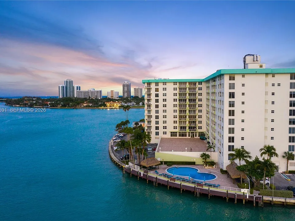 10350 W Bay Harbor Dr #8F