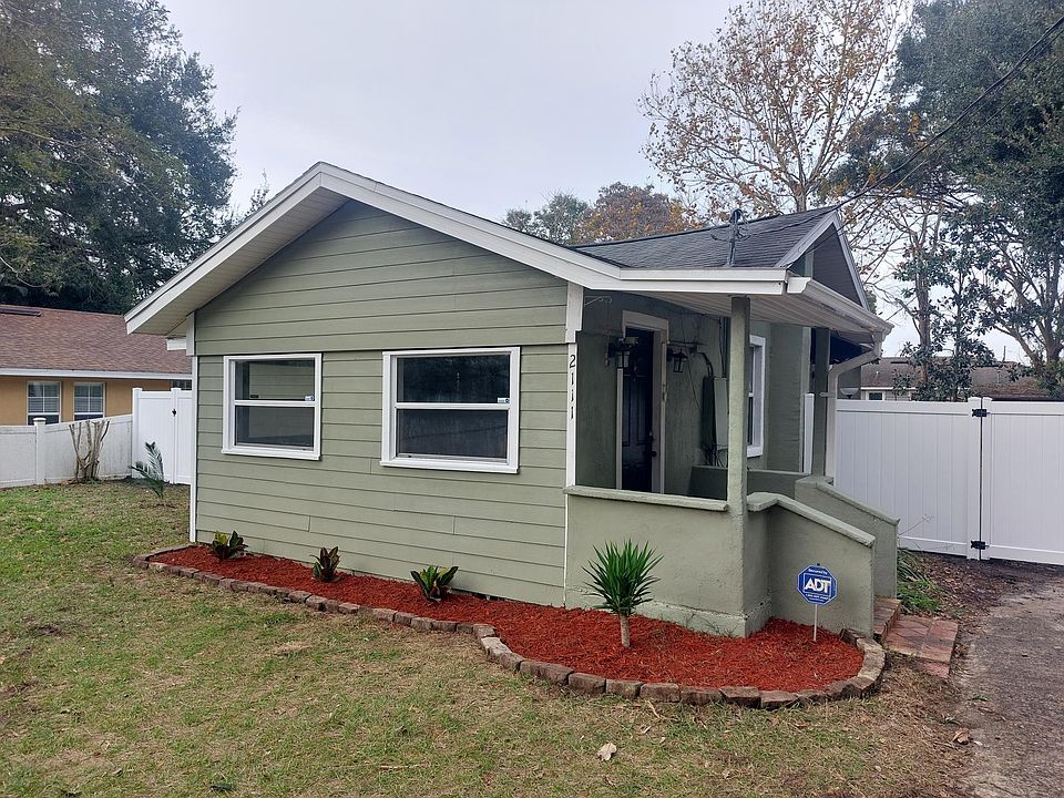 1st image of 2111 E Grant Ave