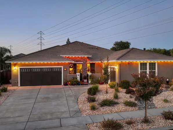 10095 Rio Moon Dr, Roseville, CA 95747