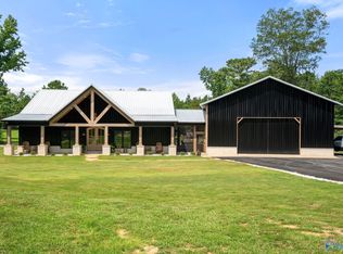 237 Shadowfax Farm Rd, Grant, AL 35747