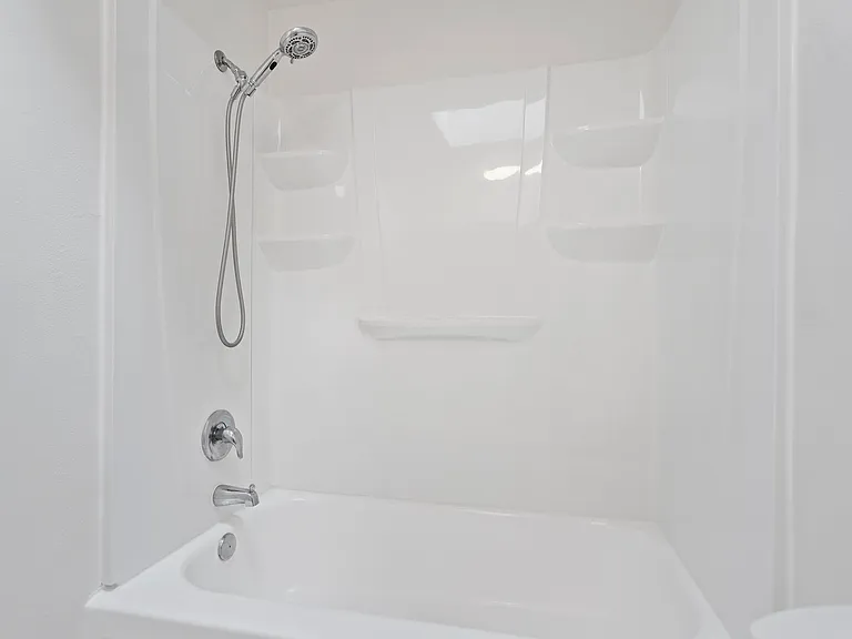 Cypress Lane Apartments — Photo 39